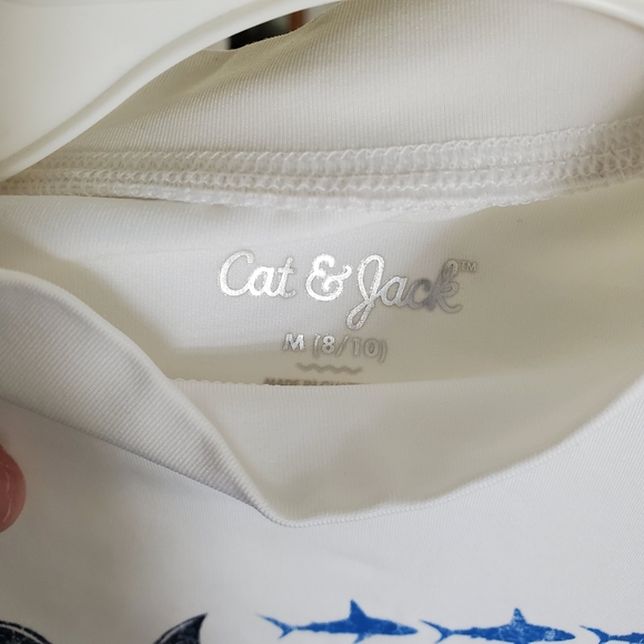 3/$13 EUC Child swim trunk + 2 rash guards - Picture 8 of 8